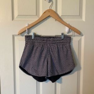 Lululemon reversible shorts